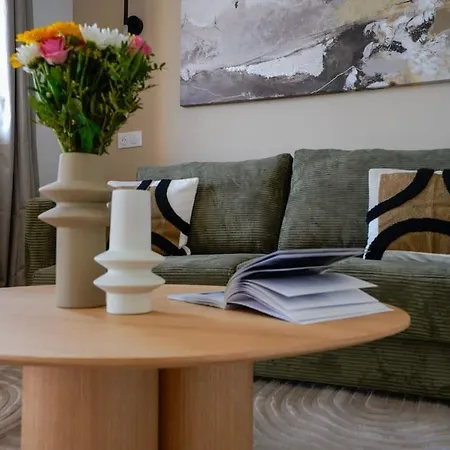 Studio Cosy Et Moderne Avec Balcon リュエイユ＝マルメゾン